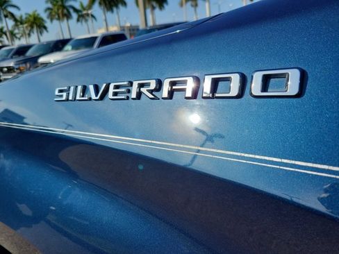 Used 2019 Chevrolet Silverado 1500 LT w/ All-Star Edition image 11