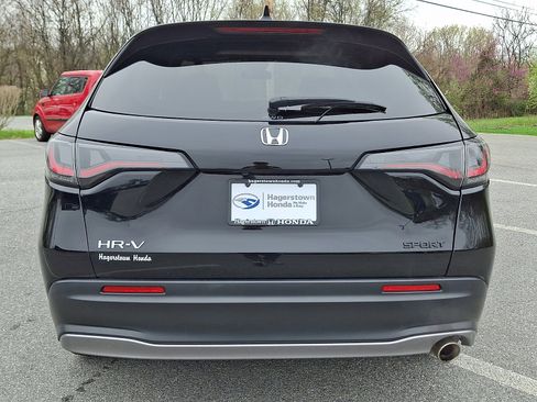 Used 2024 Honda HR-V Sport image 5