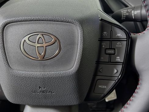 New 2026 Toyota Prius Plug-In Hybrid FWD image 17