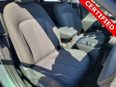 Certified 2025 Hyundai Ioniq 5 SE image 18