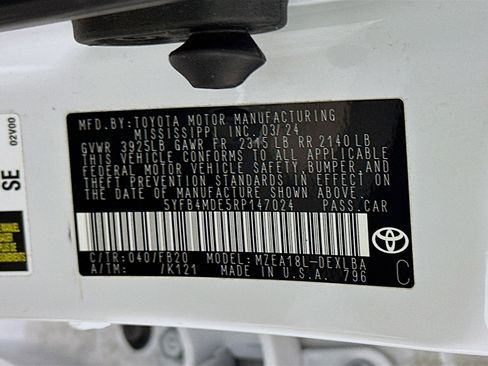 Used 2024 Toyota Corolla LE image 12