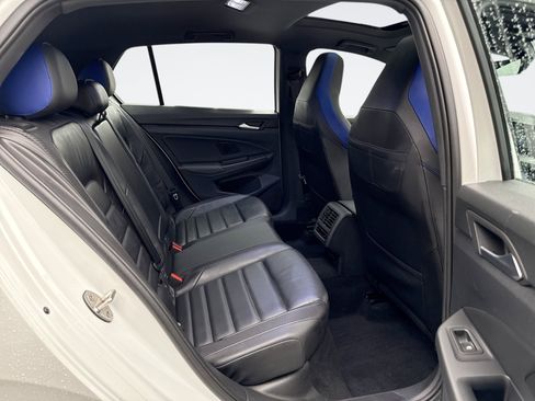 Used 2022 Volkswagen Golf R AWD/4WD image 10
