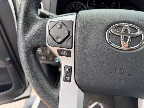 Used 2019 Toyota Tundra SR5 w/ SR5 Upgrade Package AWD/4WD image 27