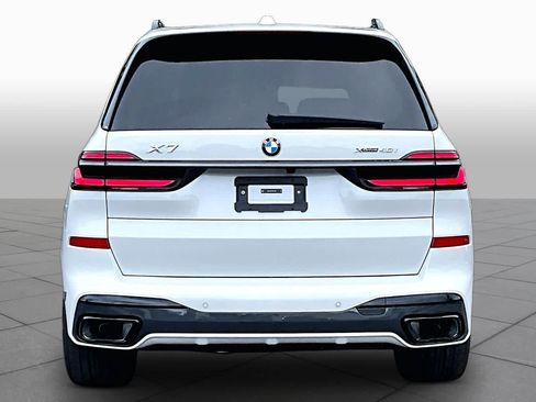 New 2027 BMW X7 xDrive40i w/ Executive Package AWD/4WD image 4