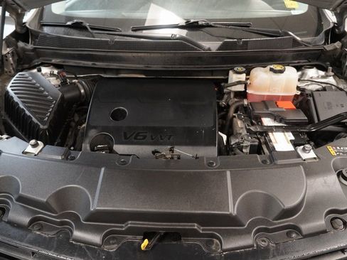 Used 2018 Chevrolet Traverse LS FWD image 20