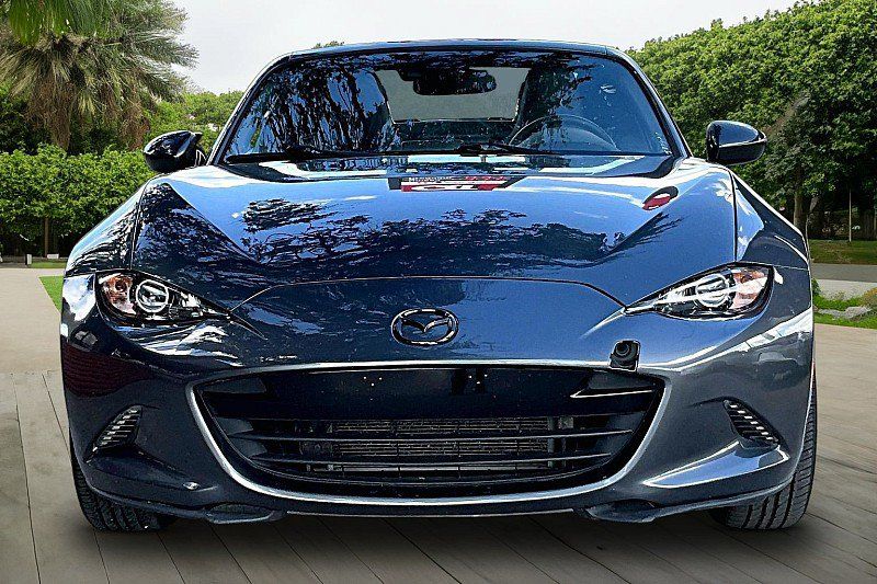 Used 2017 MAZDA MX-5 Miata RF Grand Touring RWD image 2