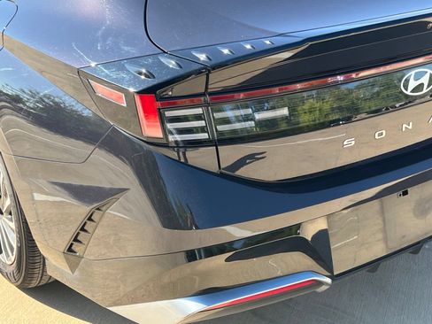 Used 2025 Hyundai Sonata SEL FWD image 13