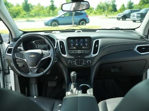 Used 2020 Chevrolet Equinox Premier w/ Premier Redline Edition AWD/4WD image 26