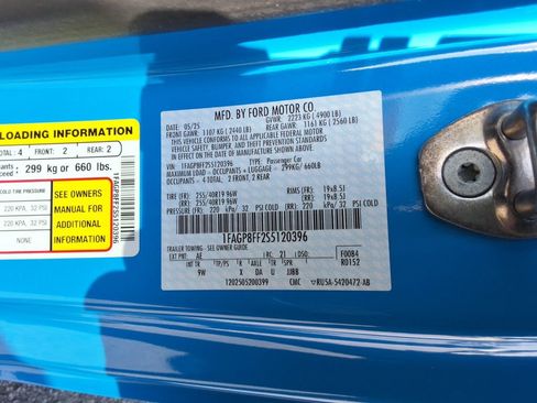 Used 2025 Ford Mustang GT Premium image 38