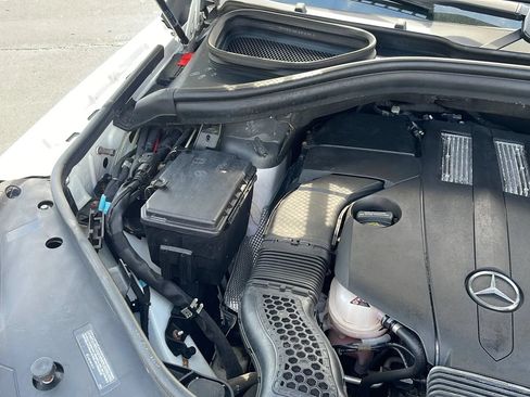 Used 2017 Mercedes-Benz GLS 450 4MATIC image 42
