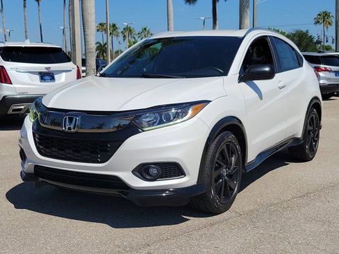 Used 2022 Honda HR-V Sport image 3
