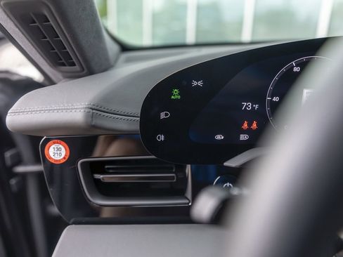 Used 2022 Porsche Taycan GTS AWD/4WD image 26