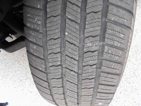 Used 2013 Ford F150 Lariat w/ Mid Equipment Group image 5