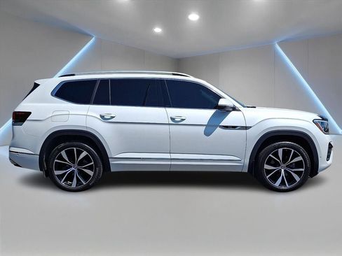 Used 2024 Volkswagen Atlas SEL Premium R-Line AWD/4WD image 7