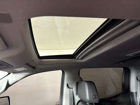 Used 2019 Chevrolet Silverado 1500 LTZ image 41