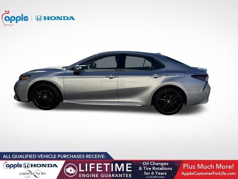 Used 2023 Toyota Camry XSE image 11