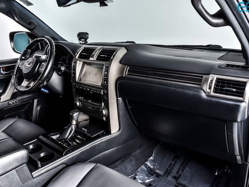 Used 2021 Lexus GX 460 Premium w/ Premium Plus Package image 26