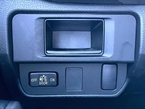 Used 2017 Toyota Tacoma SR5 w/ Tow Package image 36