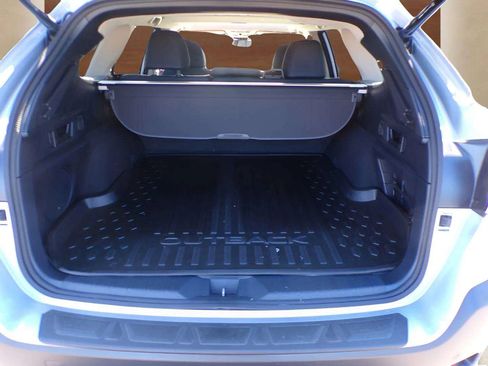 Certified 2025 Subaru Outback Touring XT AWD/4WD image 11