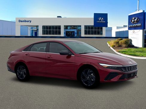 New 2026 Hyundai Elantra SEL Sport Premium FWD image 10