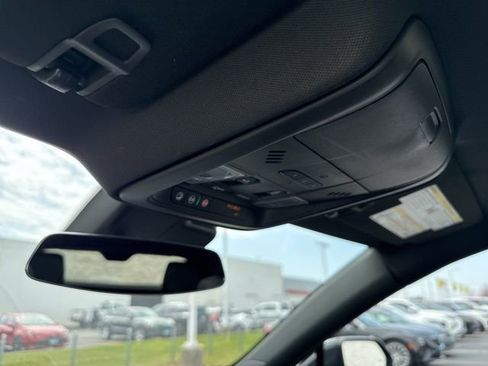 Used 2019 Cadillac XT4 Premium Luxury image 15