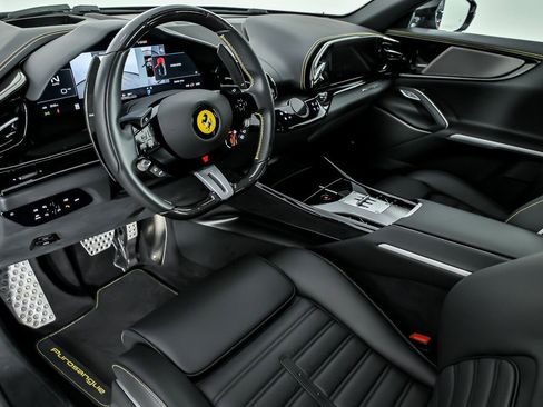 Used 2025 Ferrari Purosangue image 26