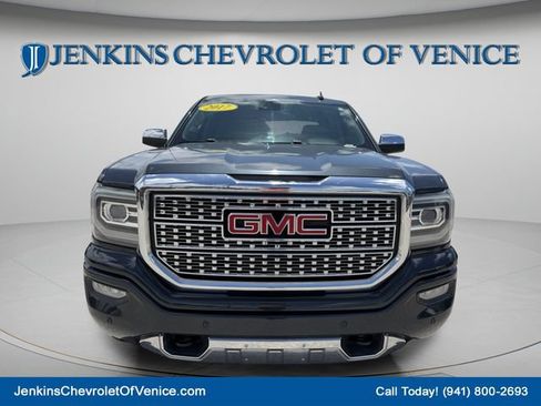 Used 2017 GMC Sierra 1500 Denali w/ Denali Ultimate Package AWD/4WD image 12