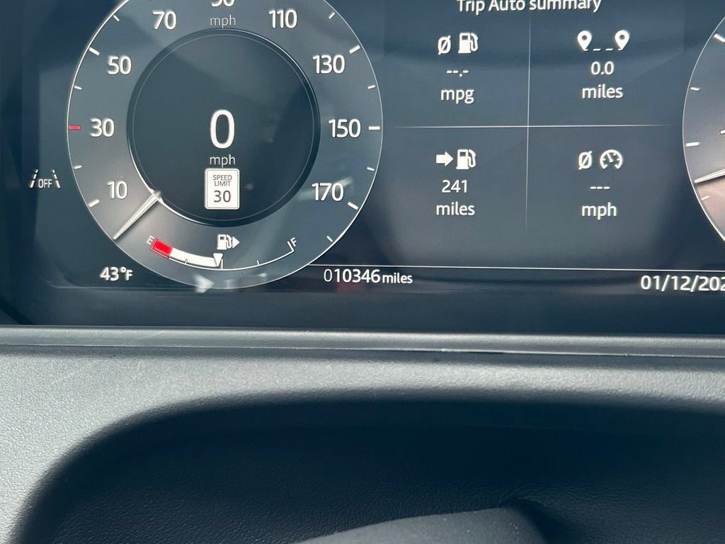 Used 2025 Land Rover Range Rover Velar Dynamic SE AWD/4WD image 36