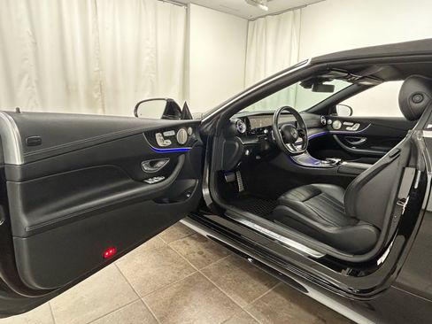 Used 2023 Mercedes-Benz E 450 4MATIC Cabriolet image 29