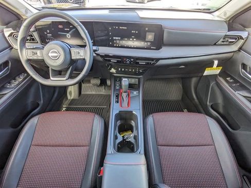 New 2026 Nissan Kicks SR w/ Cold Weather Package image 15