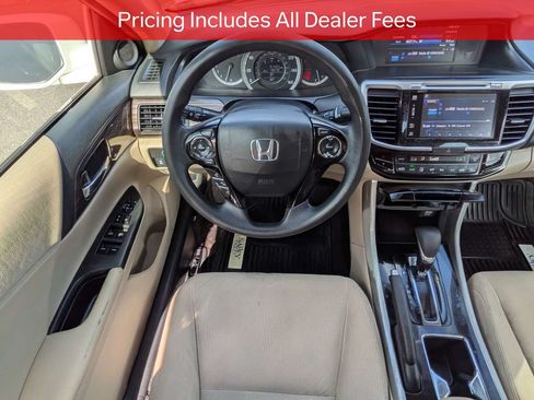 Used 2017 Honda Accord EX image 15