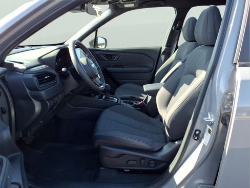Certified 2025 Subaru Forester Premium AWD/4WD image 9