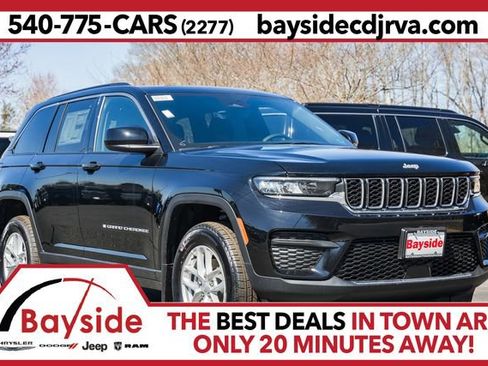 New 2025 Jeep Grand Cherokee Laredo X w/ MOPAR Finishing Package AWD/4WD image 1