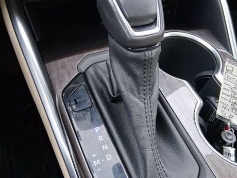 Used 2021 Toyota Highlander Limited image 32