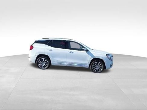 Used 2022 GMC Terrain Denali w/ LPO, Floor Liner Package AWD/4WD image 20