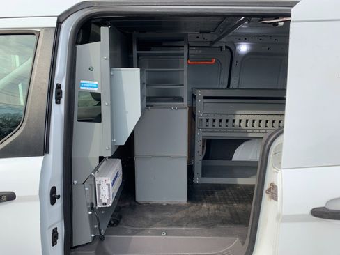 Used 2020 Ford Transit Connect XL FWD image 24