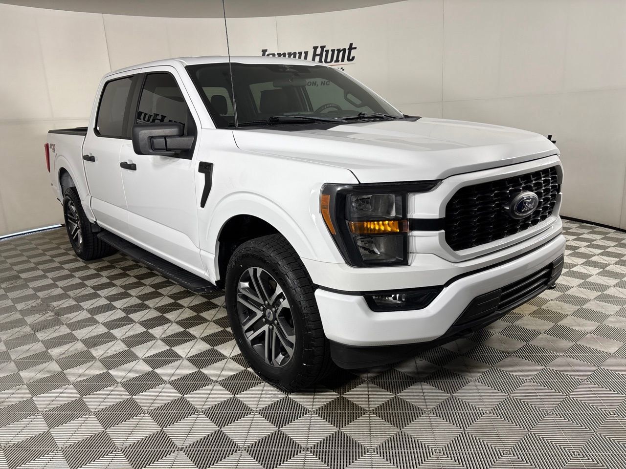 Used 2023 Ford F150 XL w/ STX Appearance Package AWD/4WD image 3