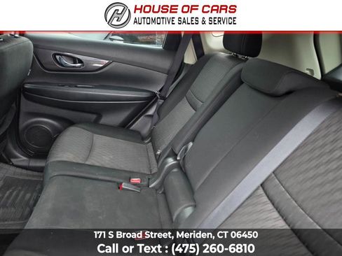 Used 2018 Nissan Rogue SV AWD/4WD image 37