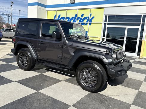 Used 2024 Jeep Wrangler Sport image 2
