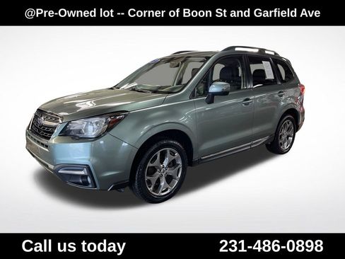 Used 2017 Subaru Forester 2.5i Touring AWD/4WD image 1