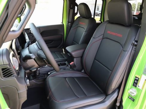 New 2025 Jeep Gladiator Rubicon w/ Safety Group image 14