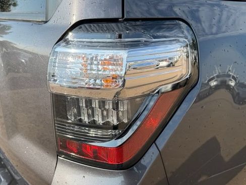Used 2023 Toyota 4Runner SR5 Premium w/ SR5 Premium Package AWD/4WD image 10