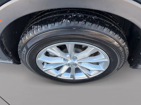 Used 2024 Honda CR-V EX-L image 9