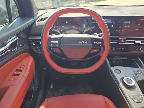 New 2026 Kia Sportage SX Prestige image 14