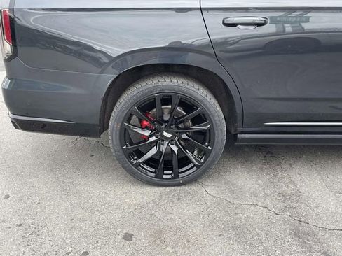 Used 2022 Cadillac Escalade Sport Platinum image 9