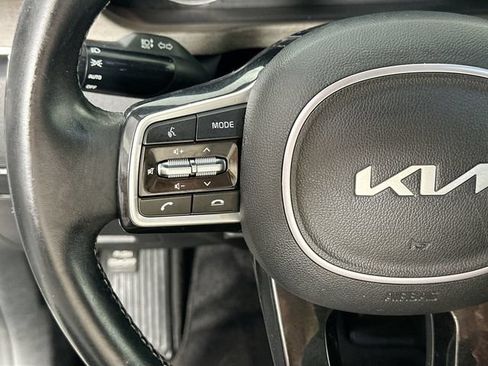 Used 2023 Kia Sorento S w/ Panoramic Sunroof Package AWD/4WD image 23