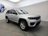 New 2025 Jeep Grand Cherokee Laredo X w/ Luxury Tech Group I image 3