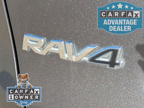 Used 2024 Toyota RAV4 LE image 31