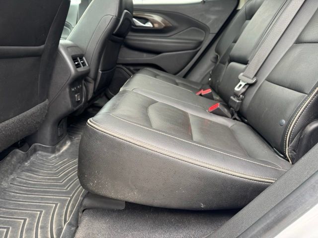Used 2019 GMC Terrain Denali w/ Advanced Safety Package AWD/4WD image 7