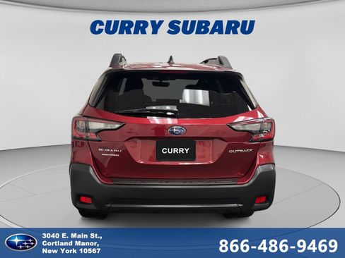 Used 2023 Subaru Outback Premium AWD/4WD image 4